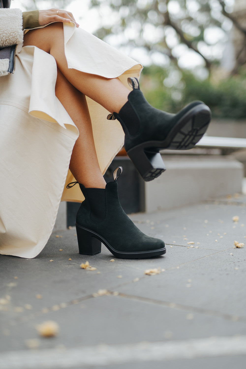 Women's Series #2460 - Image 11